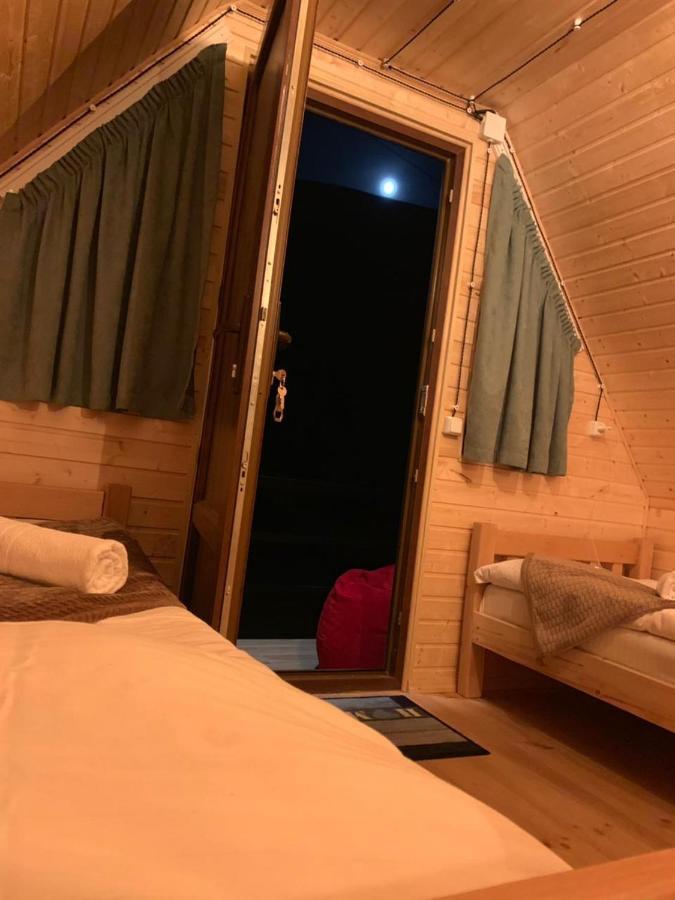 Cottage In Juta Ngoại thất bức ảnh